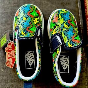NWT Toddler boys Vans size 8.5